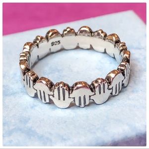 💕Beautiful Hands Across Eternity Sterling Ring💕